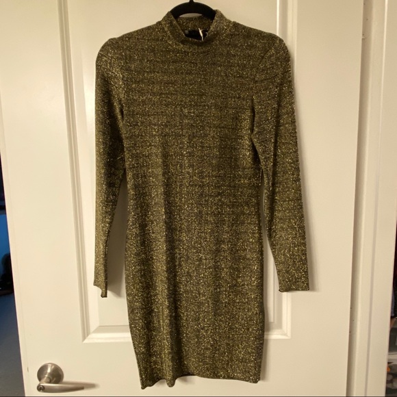 Samsøe & Samsøe Bodycon Gold Knit Mini Party Dress - Picture 4 of 7